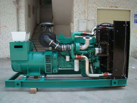 绿园1100kw康明斯柴油发电机组图片 绿园1100kw康明斯柴油发电机组图片